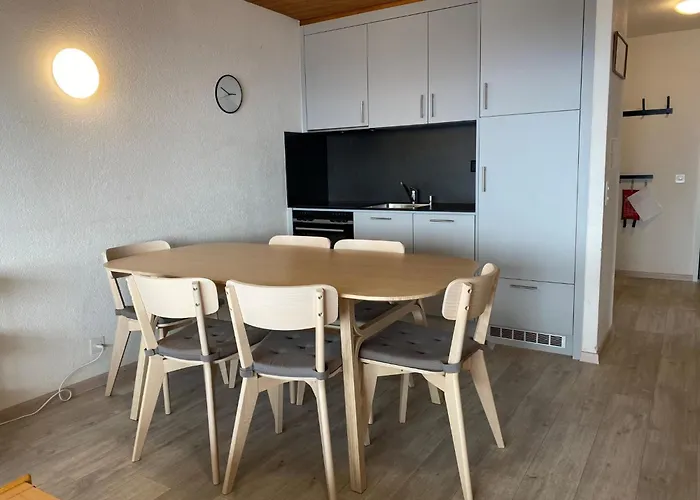 Flache 401 By Interhome * レ・コロン